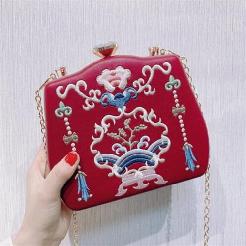2020 new women leather clutch bags embroidery flowers banquet purse for ladies vintage red party wallets drop shipping MN1592