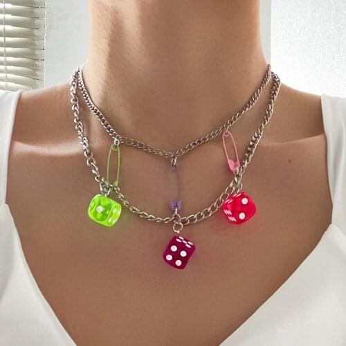 Aprilwell One Piece Punk Dice Pendant Necklaces for Women Metal Paper Clip Grunge Kpop EMO Multilayer Chains Jewelry Streetwear