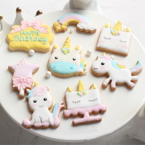 Plastic Cartoon Animals Cookie Moulds Unicorn Ferris Wheel Shape Cake Baking Mold DIY Fondant Decoration Tools Kitchen Accessory