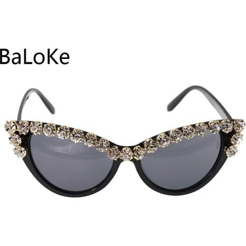 Big Frame Brand Designer Baroque Cat Eye Sunglasses for Women Personality Style Crystal Stones Sun Glasses Flower Female