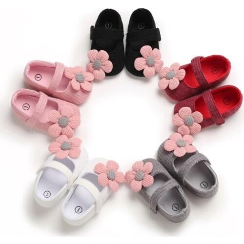 2020 Baby First Walkers Clothing Baby Shoes Newborn Infant Pram Girls Princess Moccasins Little Flowers Solid Soft Shoes