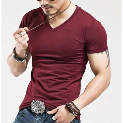 Mens Tops Tees 2018 summer new cotton v neck short sleeve t shirt men fashion trends fitness tshirt