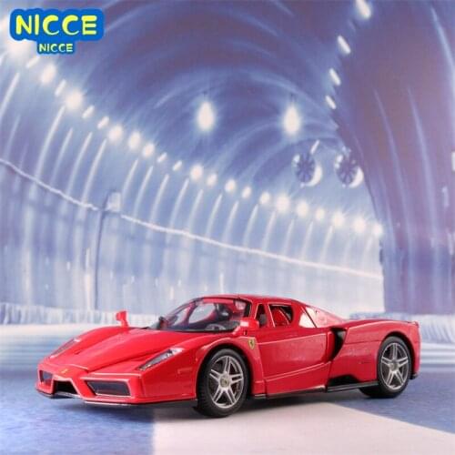 Bburago Diecast 1:24 Ferrari ENZO Alloy Racing Car Model Diecasts High Simulation Classic Retro Model Collection Childrens Gift