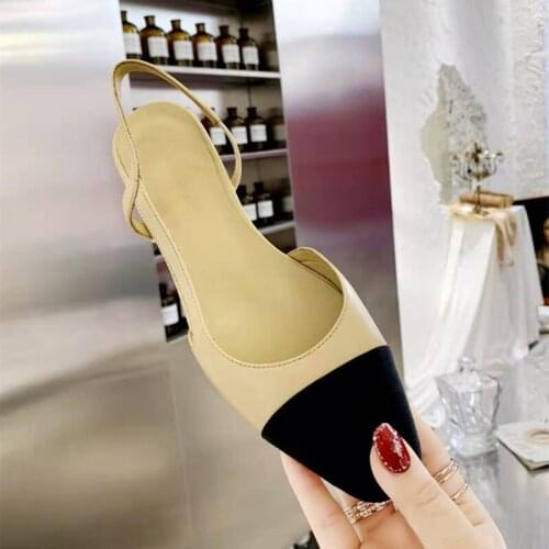 Sandálias femininas clássicas desinger sapatos femininos galochas rasas sandálias de primavera e verão de couro plus size 34-42