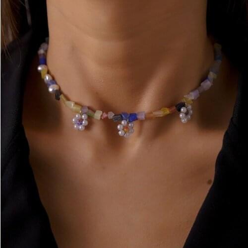 VSnow Summer Multicolor Simulation Pearl Flower Chokers Natural for Women Girls Statement Broken Stones Beaded Natural Jewelry