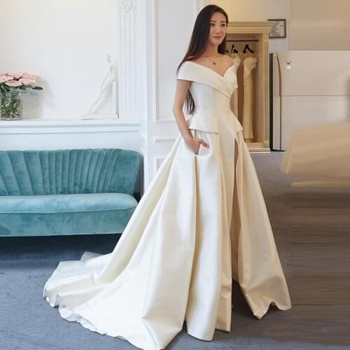 Plus Size 2021 Jumpsuits Wedding Dresses Bridal Gowns With Detachable Train Off The Shoulder Satin African Custom Made Vestido