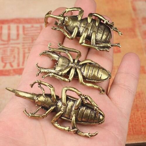 Antique Bronze Beetle Miniature Figurines Small Desk Decorations Vintage Brass Insect Tea Pets Ornament Home Decor Accessories