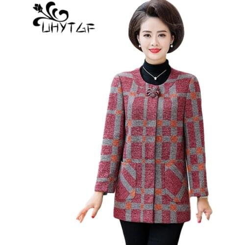 UHYTGF Elegant Mother Spring Trench Coat Fashion Plaid O Neck Casual 5XL Plus Size Outerwear Mid-Length Windbreaker Female 1992