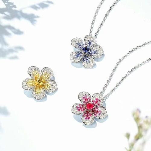 2021 New Trend Flower Pendant Necklace Inlay Shiny Small Zircon Exquisite Elegant Clavicle Chain For Women Wedding Birthday Gift