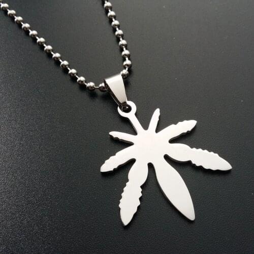 30 Stainless Steel Canada Jamaica Hemp Maple Leaf African Fallen leaves Tree Foliage Leaves Plant grass necklace gift jewelry
