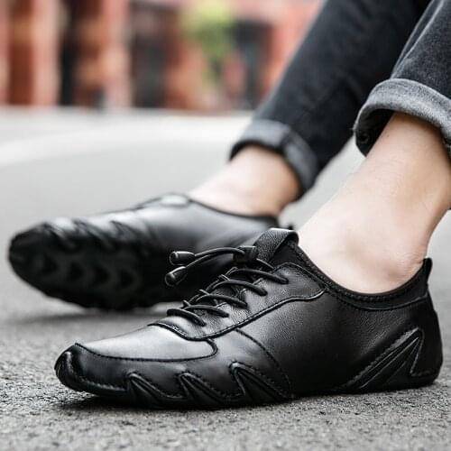 Genuine Leather Shoes Men outdoor Sneakers Cow Leather Mens Casual Shoes Cool Young Man Fashion Brand Soft Black Shoes men