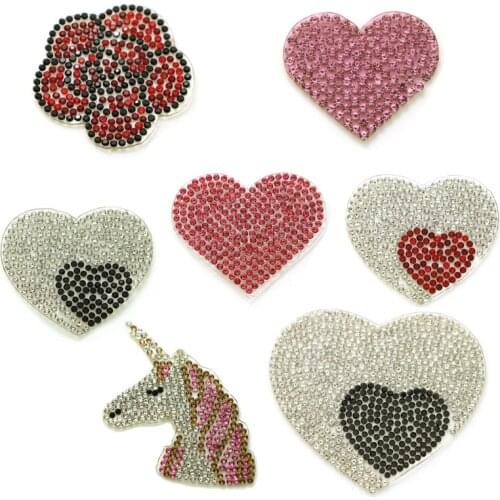 Pink Heart Unicron Flower Hot fix Rhinestone Iron on Crystal Patch Badage Women Clothes Bride Wedding Dress Accessories Applique