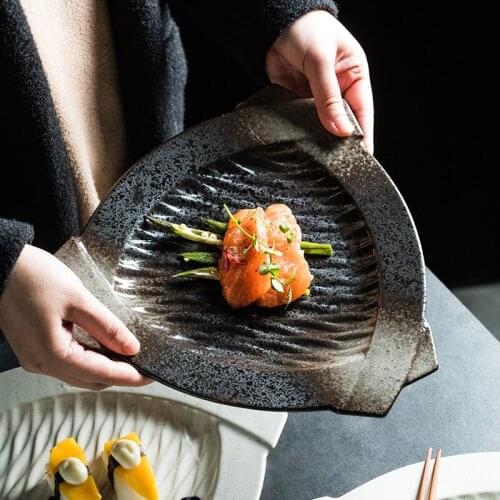Japanese ceramic dinner plates pastry plate fish plate pineapple fried rice plate western food plate black triangle plate