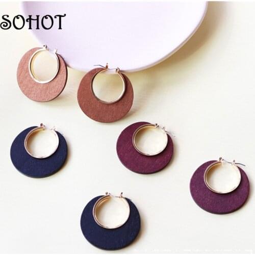 SOHOT Minimalist Style OL Natural Wooden Hollow Women Hoop Earrings Chic Colorful Trendy Circle Charming Female Jewelry Brincos