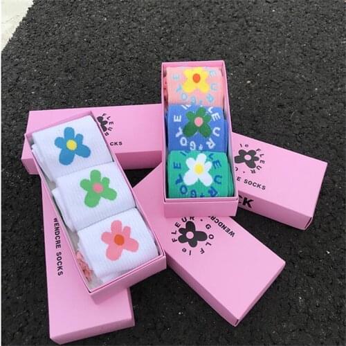 3pair Womens Socks Japanese Cotton Colorful Flower Cartoon Cute Happy Socks for Girl Christmas Gift Box packaging