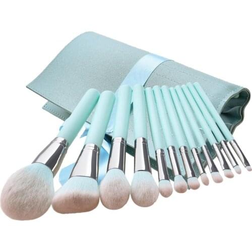 12Pcs Light Blue Makeup Brushes Set Soft Nylon Hair Powder Foundation Blusher Lip Eyeshadow Cosmetics Blending Make Up Brush Kit