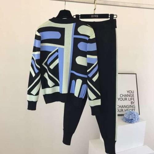 Ladies Autumn New Two-piece Cool Camouflage Personality Pattern Knitted Pullover Foot Pants Fashion Suit Two-piece Woman