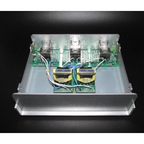 2 stereo audio signal mixers, mixed into 1 stereo signal output. 600Ω: 600Ω, frequency response: 12HZ ～ 20KHz ± 0.7DB