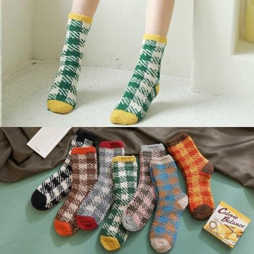 2020 Winter Warm Socks New Plaided Coral Fleece Home Floor Socks Womens Middle Socks Thick Half Velvet Warm Plush Socks