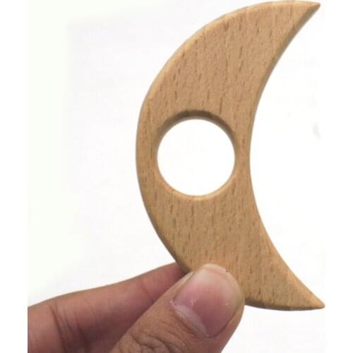 20pcs 73mm crescent moon GERMANY WOOD beech pendent WOODEN TEETHER large baby boy safe to chew teether EA235