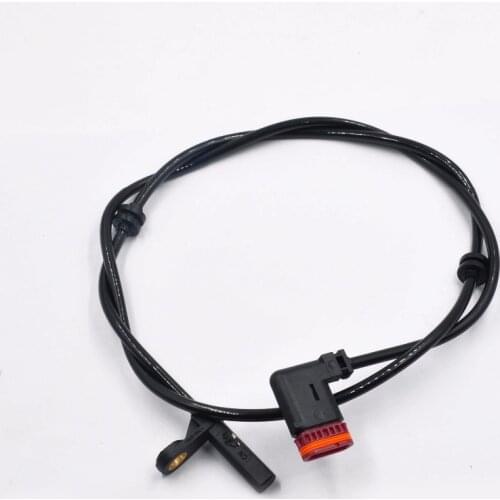 Rear Wheel Speed Sensor ABS Sensro For Mercedes Benz C200K/07-10 C280/07-08 C63/10-14 204 905 01 00 2049050100