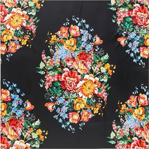 2021 New Brand Shawl 100% Twill Silk Scarf Floral 130cm Square Scarves Print Kerchief Bandana Woman Headband Hijab Scarves Wraps