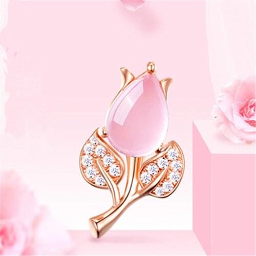 Elegant Rose Gold Color Crystal Flower Necklace Charm Natural Pink Gems Womens Necklace Wedding Banquet Jewelry Xmas Gifts