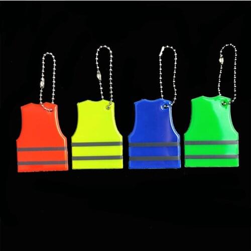 Wholesale 100pcs Vest model Reflective keychain bag pendant accessories High visibility keyrings for traffic visible safety use