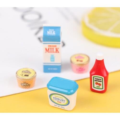 5Pcs/Set 1:12 Dollhouse Miniature Food Mini Tomato Sauce Iced Yogurt Dolls Kitchen Toy