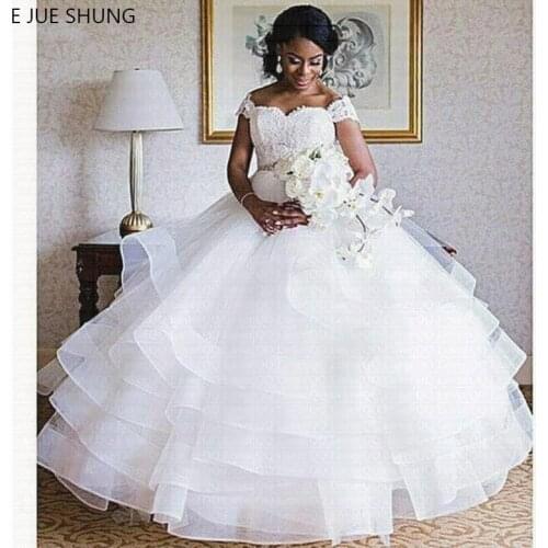E JUE SHUNG White Lace Appliques Organza Tiered Wedding Dresses Sweetheart Off The Shoulder Bride Dresses Wedding Gowns