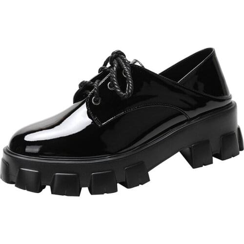 England Style Women Shoes Retro Women Oxfords Buckle Womens Patent Leather Women Flats Thick Heels Round Toe