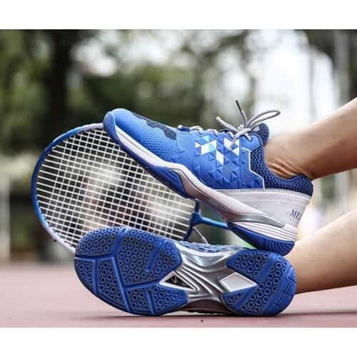 New Breathable Badminton Shoes Men Women Big Size 36-46 Light Weight Badminton Sneakers Comfortable Tennis Sneakers Ladies