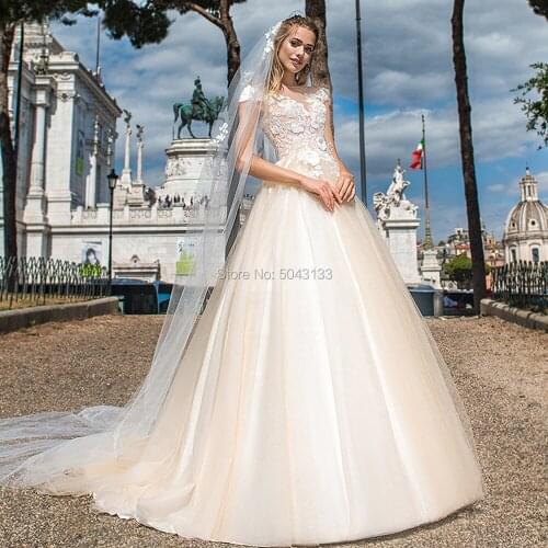 High Neck Applique with Flowers Wedding Dresses Short Sleeves Tulle Boho Bridal Wedding Gown Floor Length Button Back Vestidos