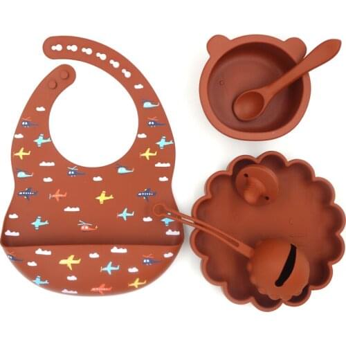 Baby Tableware Set New Printed Colorful Silicone Baby Feeding Bib Bowl Plate Nipple Pacifer Case Spoon Baby Gift