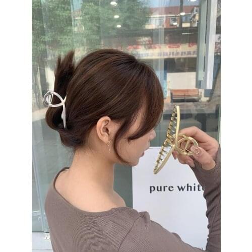 Simple matte metal catch clip large back head clip elegant temperament hairpin hair bath headdress Women Hair Claws