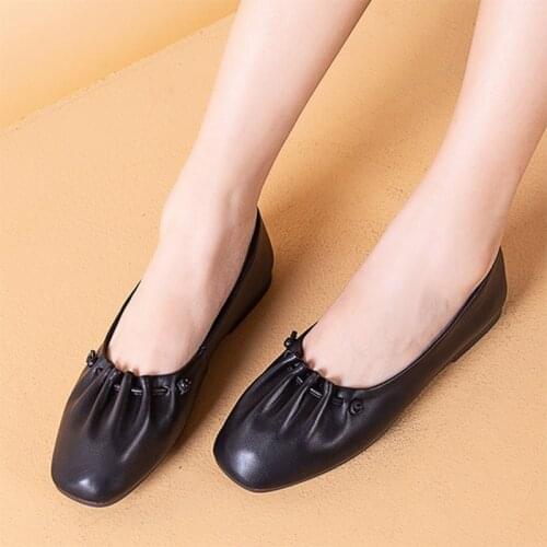 Spring Women Flats Pleated Slip on Flat Shoes Comfortable Grandmother Shoes Female Square Toe Boat Shoes zapatos mujer 8142N