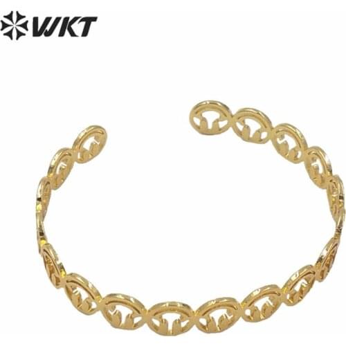 WT-B557 Wholesale women elegant gold hollow round cuff bangle in excellent quality lady simple brass bangle in adjustable size