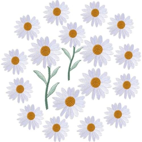 17Pcs Daisy Flower Embroidered Patch Iron/Sew On Applique For Dress Backpack Jacket (White)