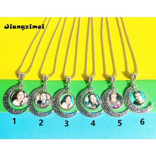 1pc ( 8 styles) Super pop singer Soy Luna necklace Elenco de Soy Luna Photo silver torque I'm moon glass pandent