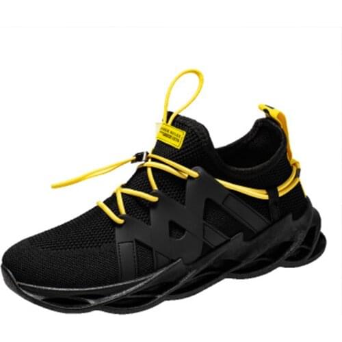 Summer Trend Style Mens Casual Shoes 2020 New Fashion Breathable Mesh Light Personality Sneakers Flying Weaving Tenis Masculino