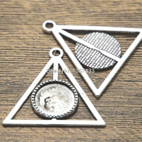 6pcs--Antique Tibetan silver Triangle Cabochon Base Settings charm pendants 39x41mm inner 16mm