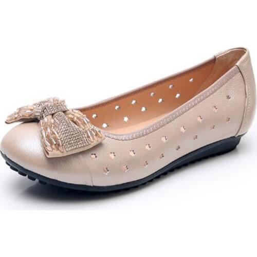 2020 Summer Classic Rhinestone Bow Genuine Leather Sandals Hollow Breathable Women Sandals Fashion Comfort Non-slip Flat Sandals