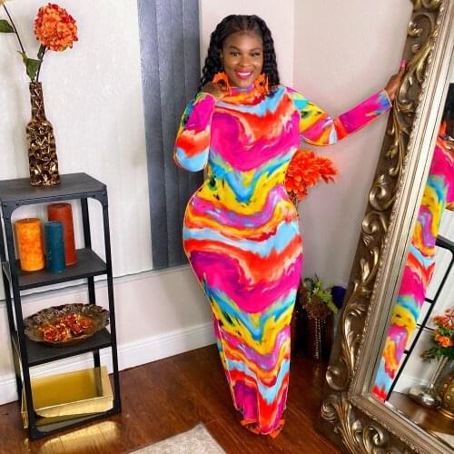 ChocoMisty-LadyPlus Plus-size Dresses Round Neck Colorful Printed Bodycon Maxi Dress YF1641