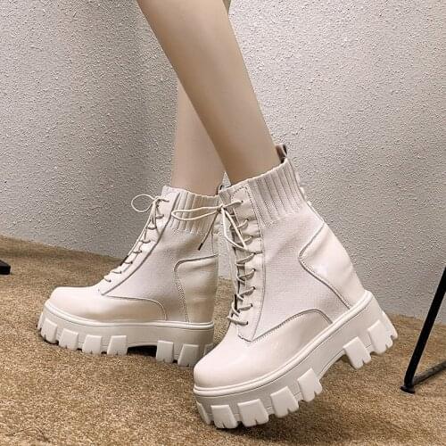 2020 Autumn New Women Ankle Boots Round Toe Lace-up Platform Short Boots Female PU Soft Leather Black Boots Drop Shipping