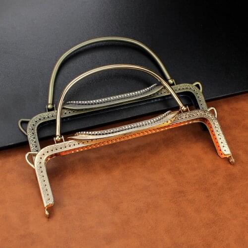 5Pcs 22CM Rectangle Embossing Vintage With Handle Frame For Bags Ladies Metal Purse Frame Clasp Bag DIY Handbag Accessories