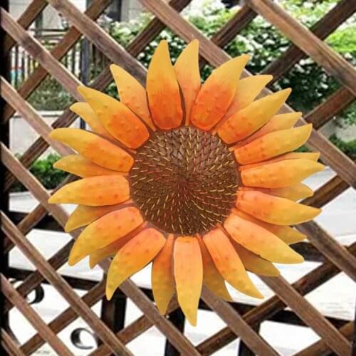 Sunflower Pendant Decorative Beautiful Stable Metal Sunflower Wall Decoration Hanging Ornament Eco-friendly Elegant for Home