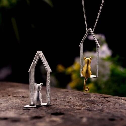 Unique Cute Cat Pendant Necklace Hollow House Design Charm Animal Aesthetics Jewelry For Women Wedding Best Friend Same Choker