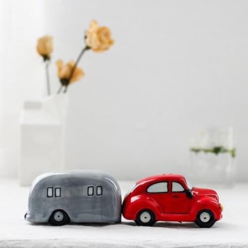 Cute ceramic pepper shaker creative salt shaker decorations couple fun gift seasoning bottle spice pot canister set HP91202