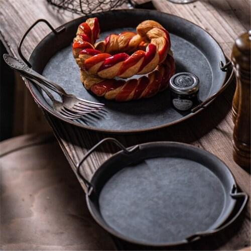 European Retro Metal Plate Round Wrought Vintage Storage Bread cake Tray home Decoration Restaurant snack luxury steak plate