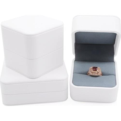 Romantic White PU Leather Ring Pendant Box Delicate Wedding Jewelry Gift Packaging Storage Case